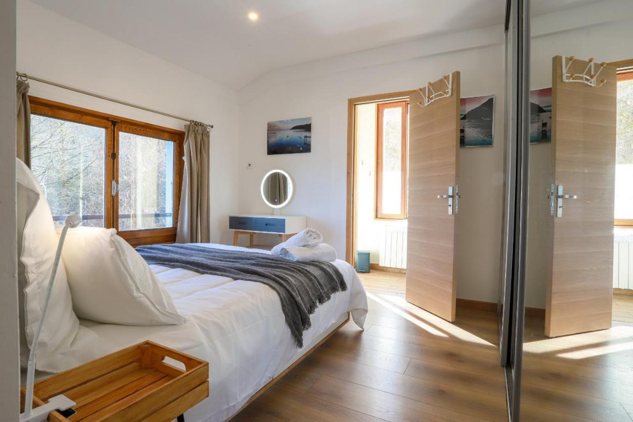 Reflet Bleu Du Lac D'Annecy 3 Etoiles - Face Au Lac, Parking Gratuit, Paddle Board Doussard Exterior foto