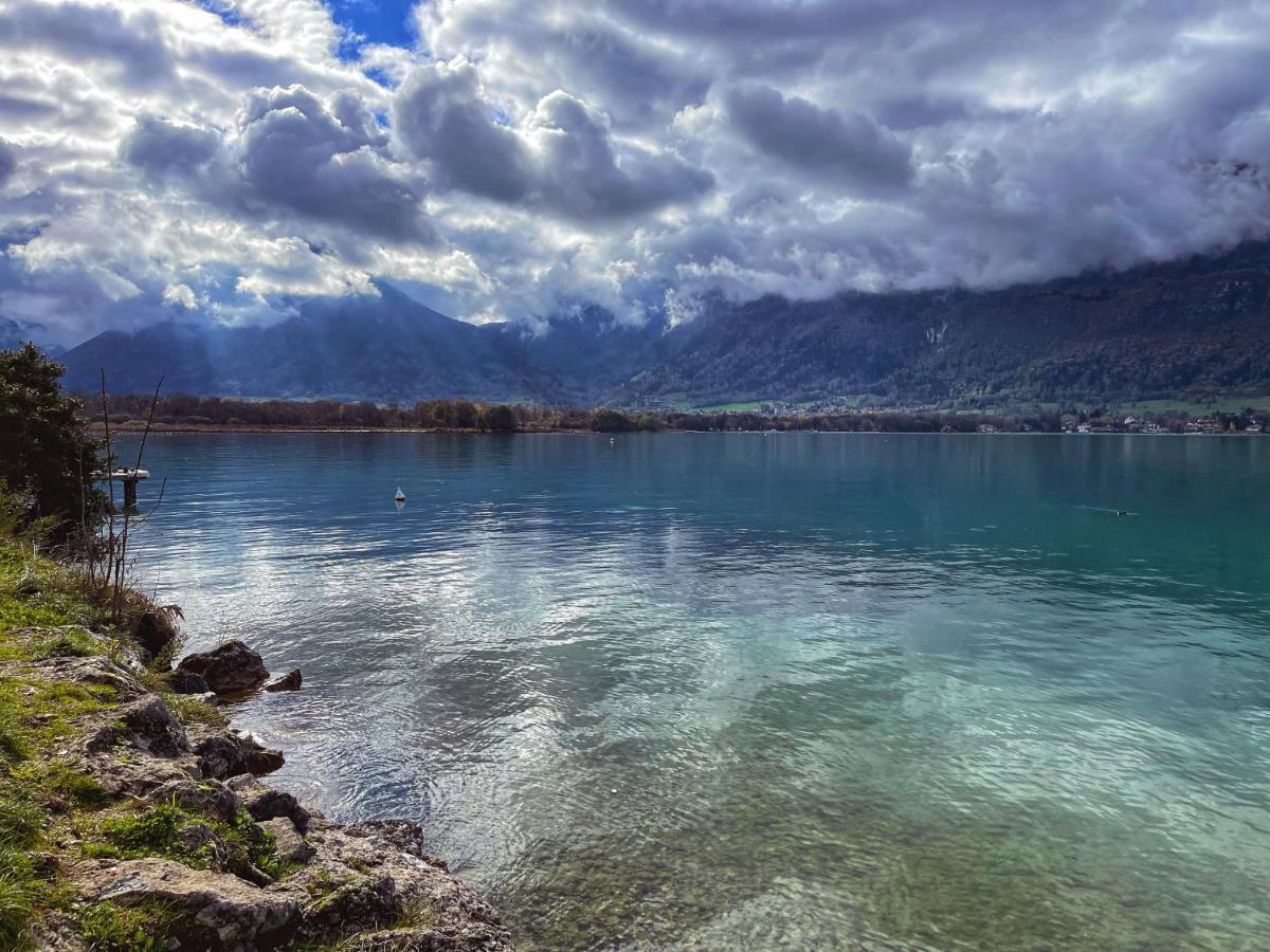 Reflet Bleu Du Lac D'Annecy 3 Etoiles - Face Au Lac, Parking Gratuit, Paddle Board Doussard Exterior foto
